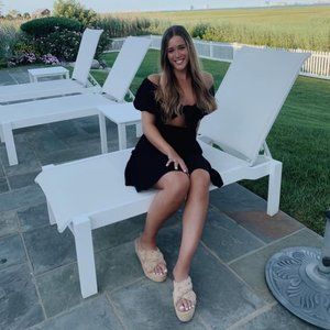 Meet your Posher, Carly